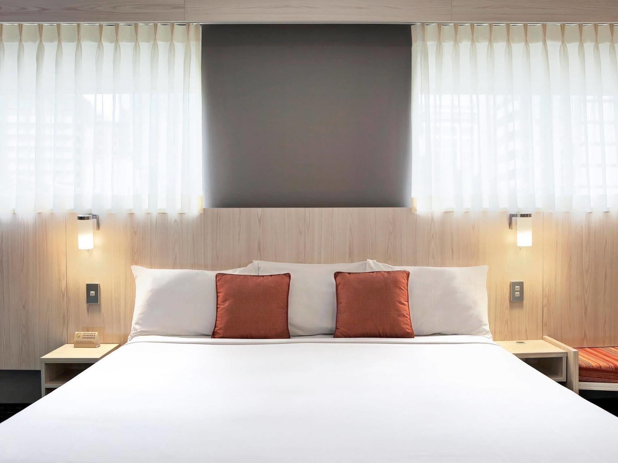 Ibis Wellington Hotel Bagian luar foto